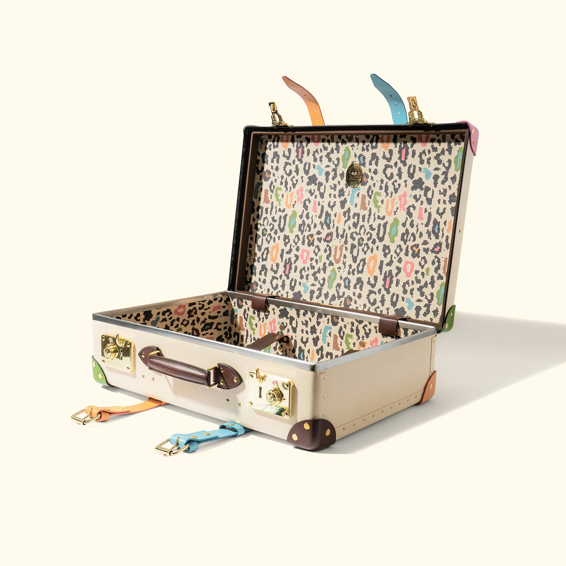 Suitcase - Image 6