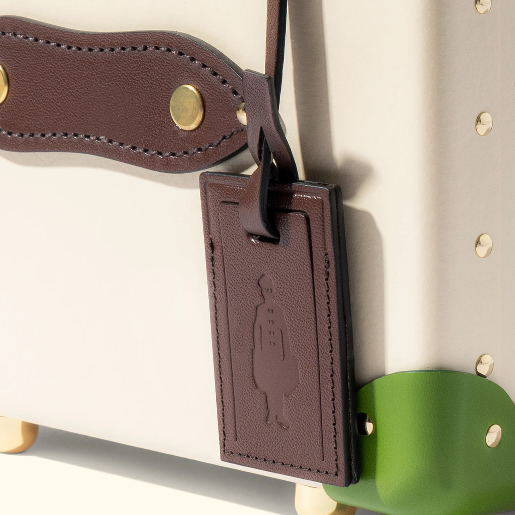 London Square - Image 4