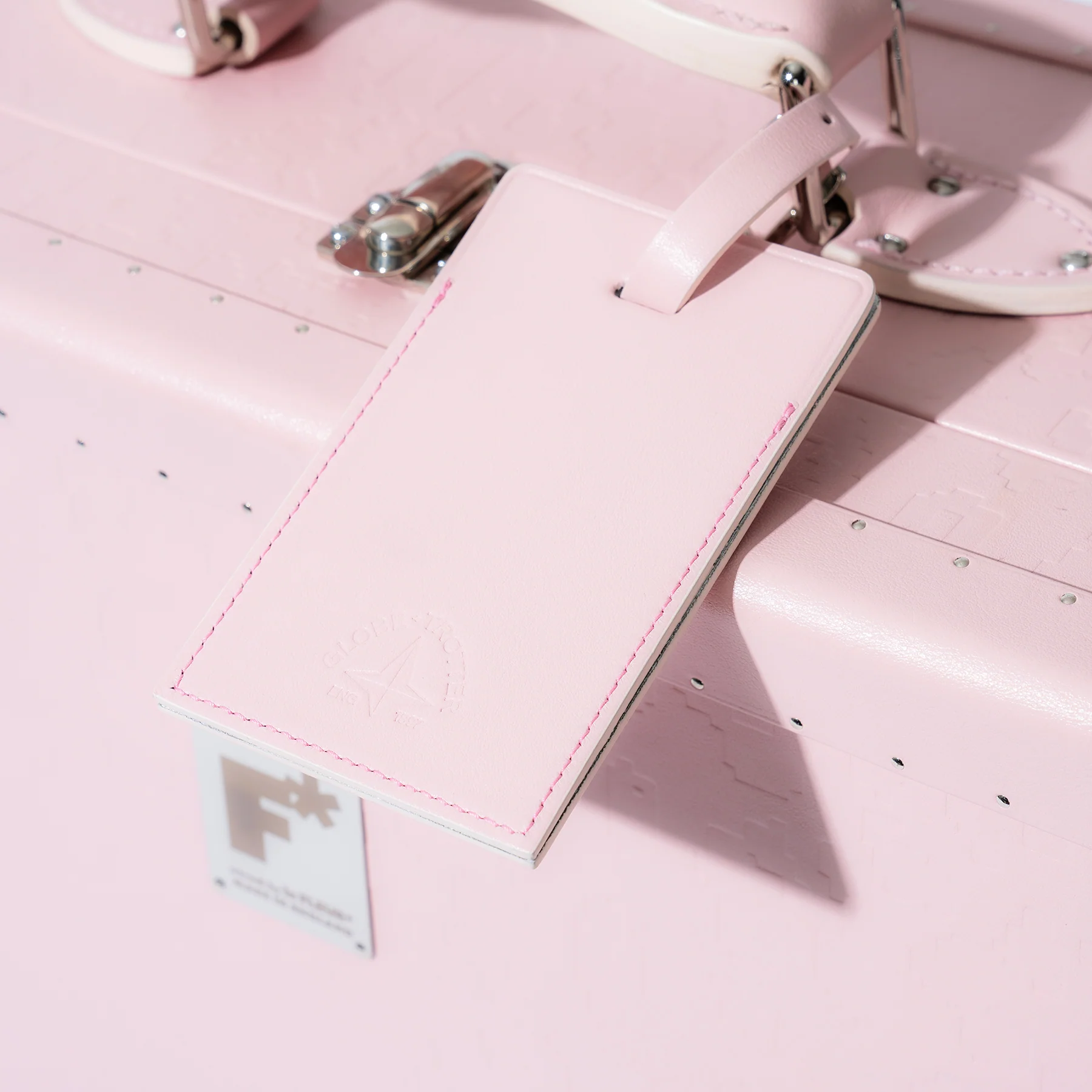 Bespoke Trunk Pink - Image 6