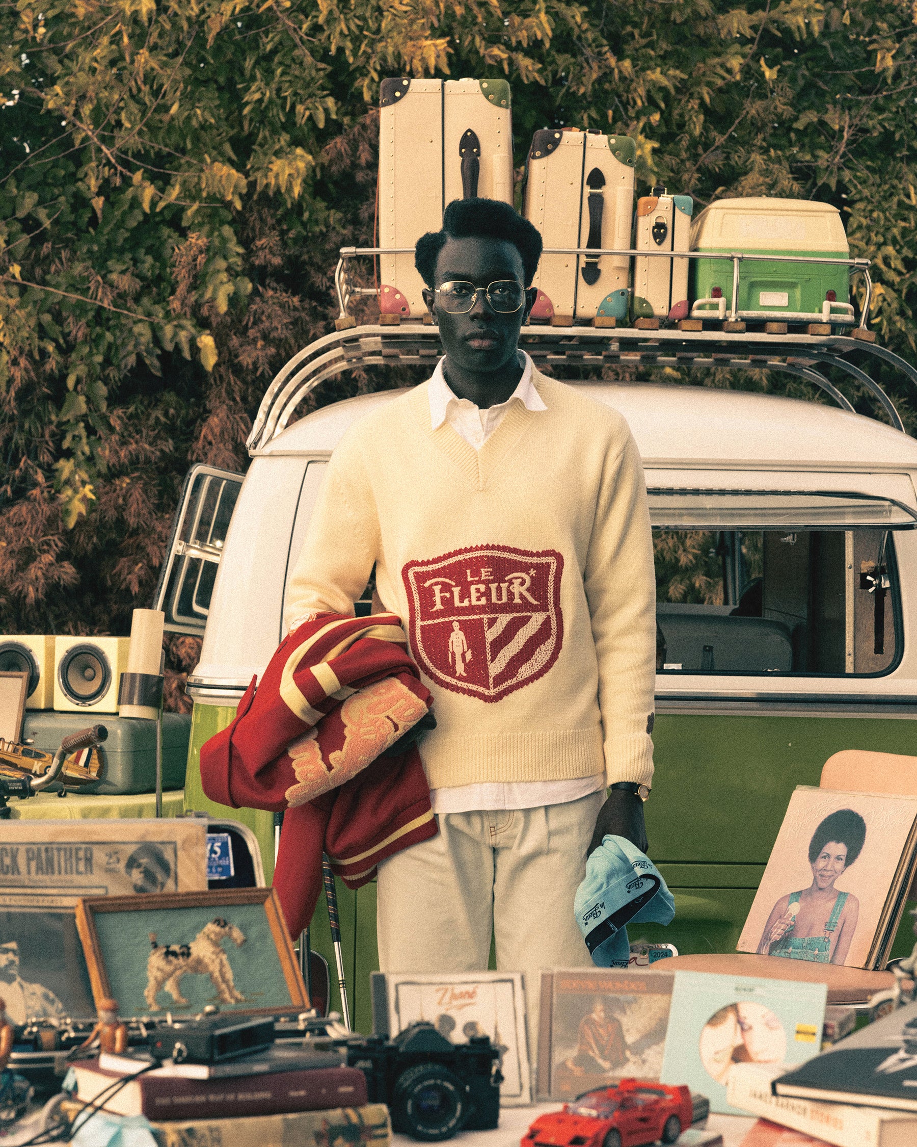 Crest Sweater Cream - Image 5